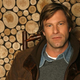 Illustration for article titled Aaron Eckhart unwinds on iNerdist/i, and iFreakonomics/i is a gossip
